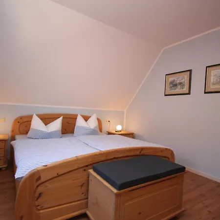 Haus Alex Obergeschoss * Wustrow (Fischland)